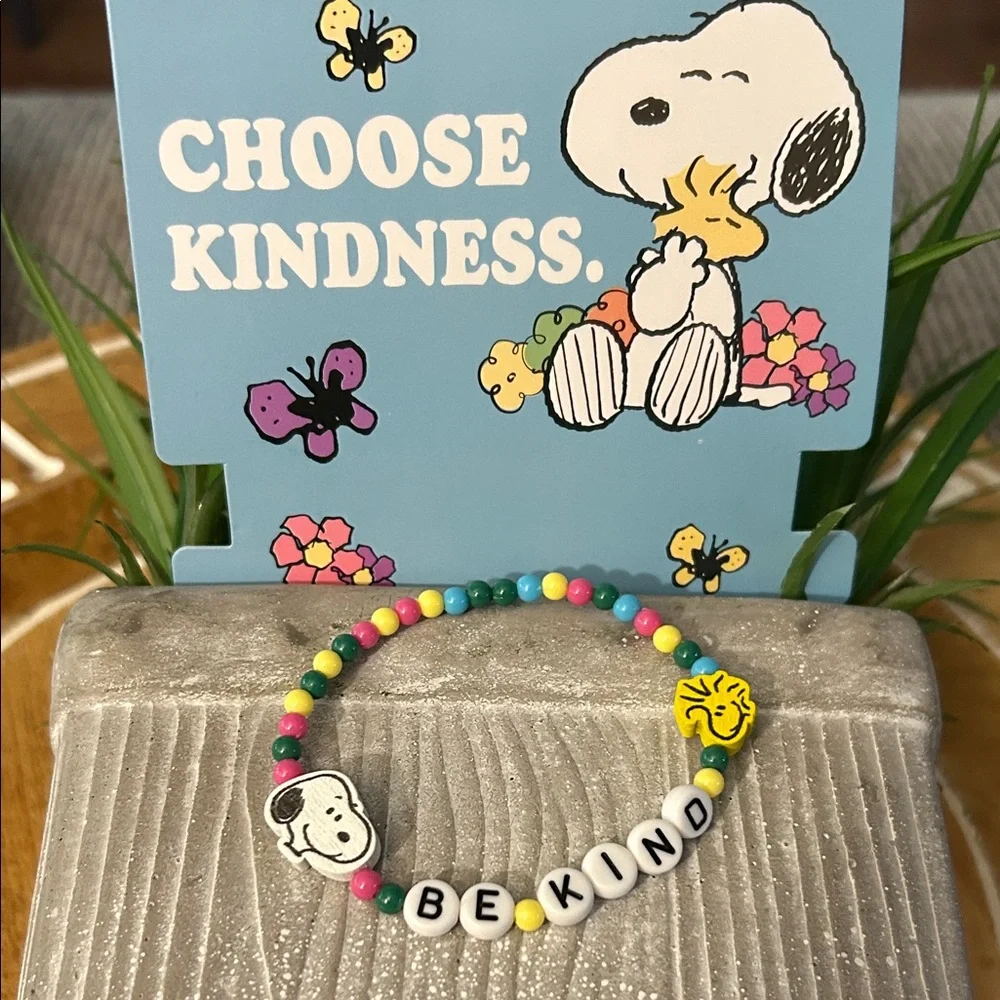 Peanuts Be Kind friendship Bracelet Snoopy and Woodstock NEW - Picture 3 of 8